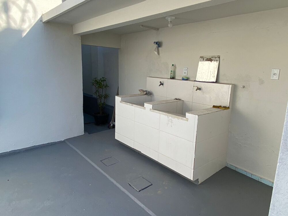 Casa à venda com 3 quartos, 180m² - Foto 14