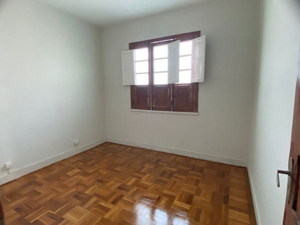 Casa à venda com 3 quartos, 180m² - Foto 9