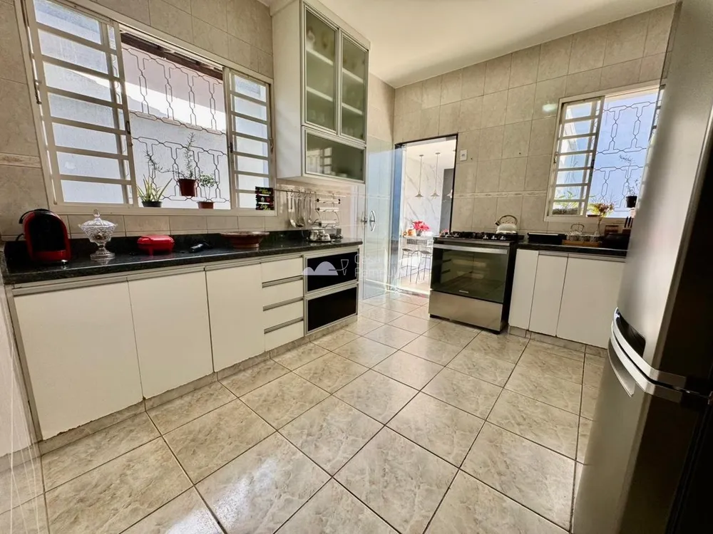 Casa, 4 quartos, 420 m² - Foto 10
