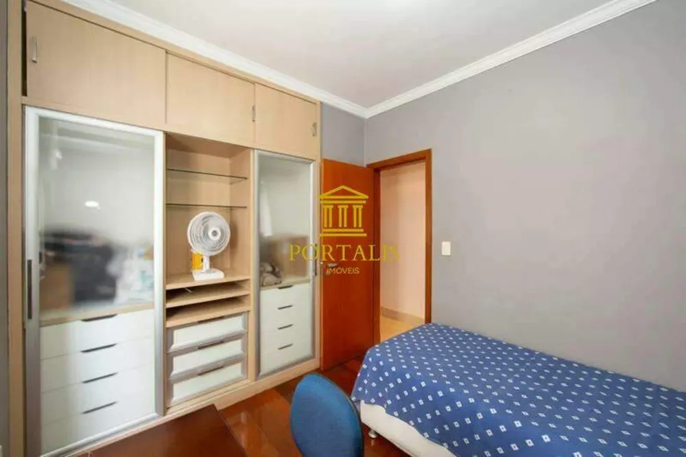 Cobertura, 3 quartos, 185 m² - Foto 3