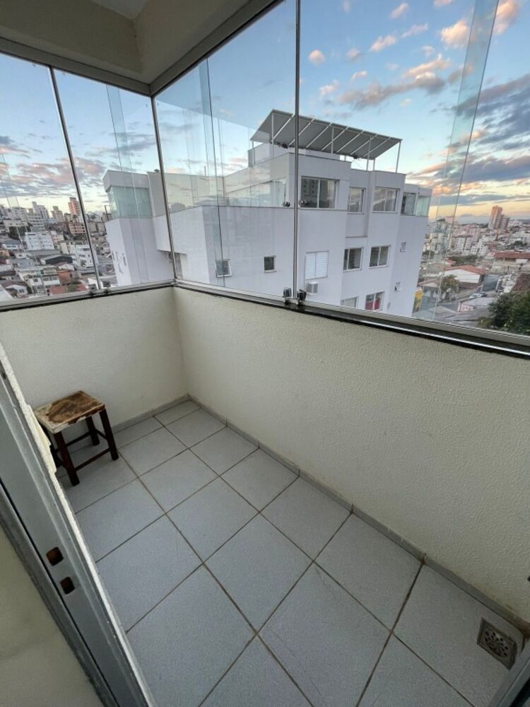 Cobertura à venda com 4 quartos, 168m² - Foto 4