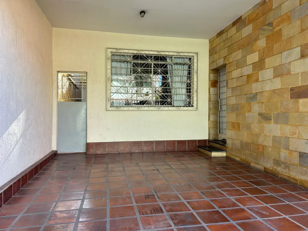 Casa, 3 quartos, 278 m² - Foto 1
