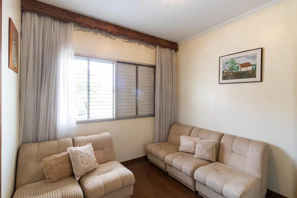 Casa, 3 quartos, 318 m² - Foto 1