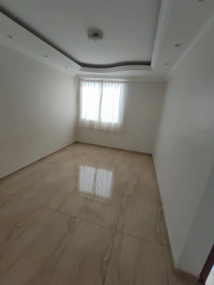 Apartamento, 3 quartos, 80 m² - Foto 2