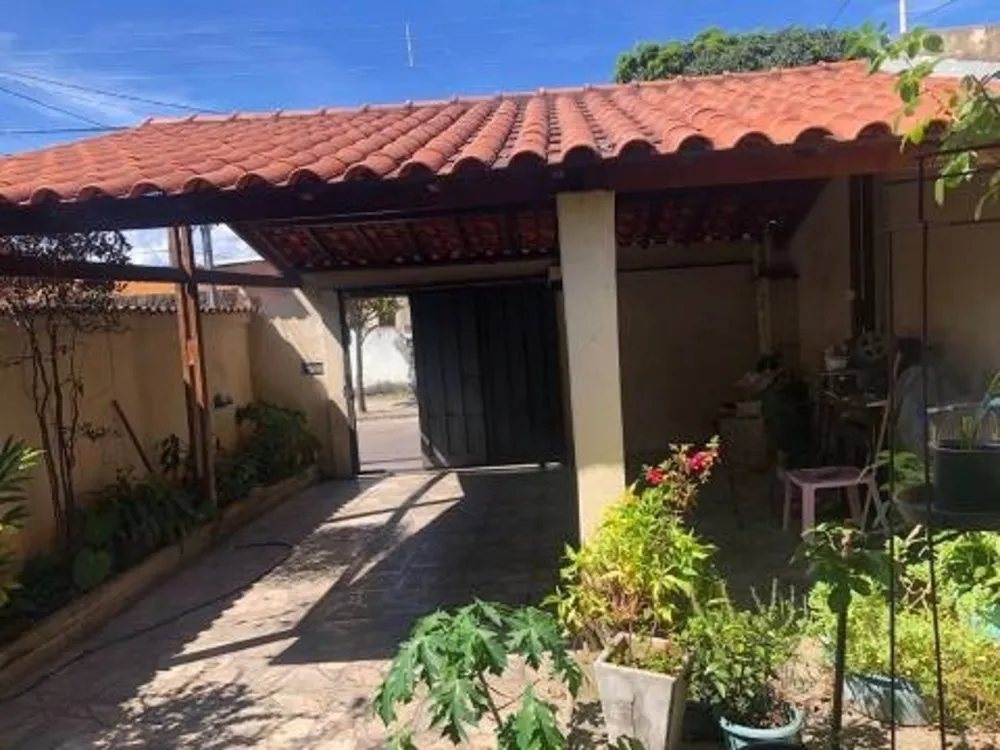 Casa, 3 quartos, 182 m² - Foto 1