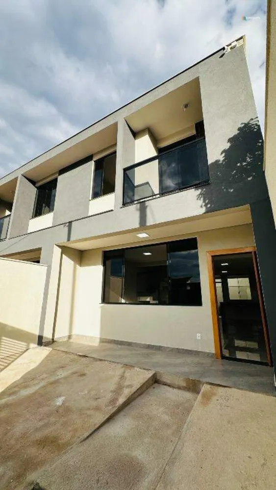 Casa, 3 quartos, 134 m² - Foto 1