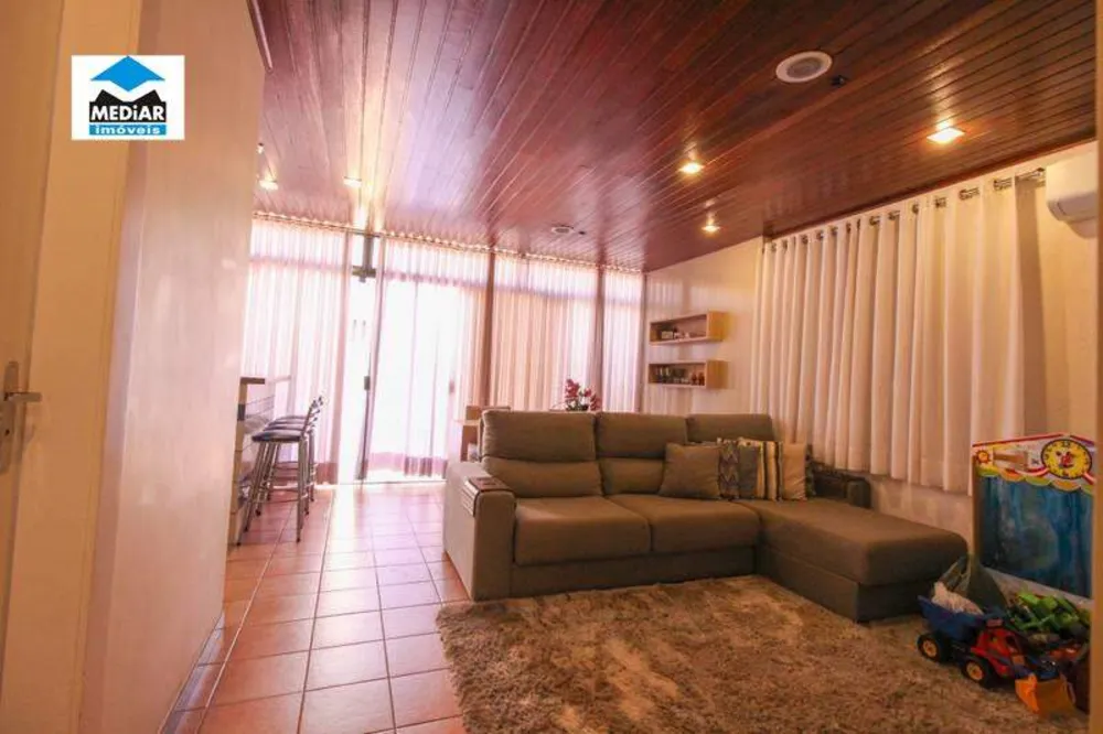 Cobertura, 4 quartos, 246 m² - Foto 1