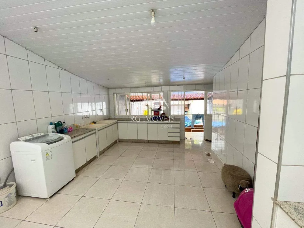 Casa, 3 quartos, 243 m² - Foto 4