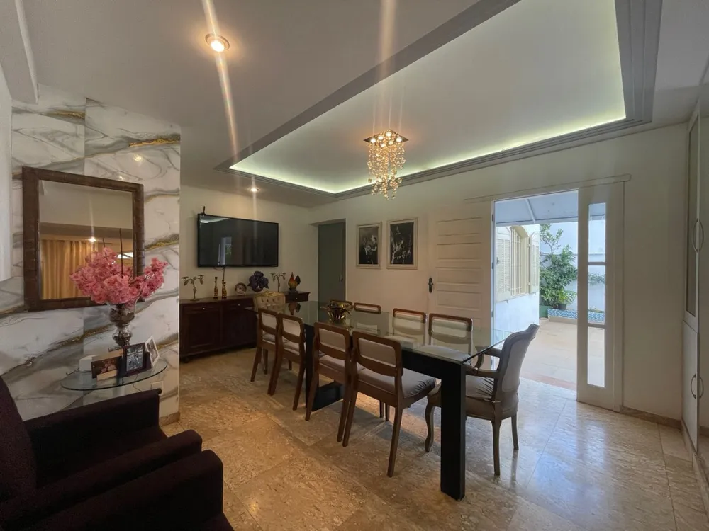Casa, 5 quartos, 325 m² - Foto 3
