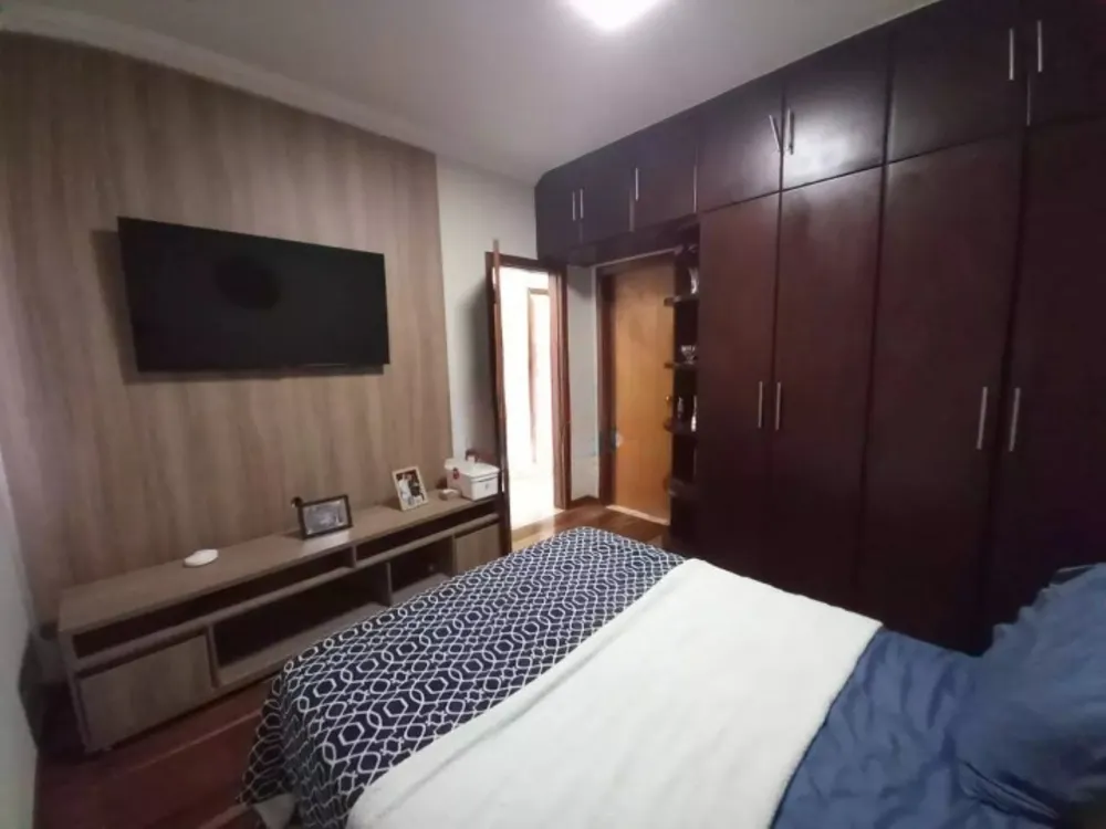 Casa, 3 quartos, 333 m² - Foto 1