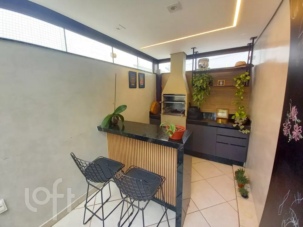 Apartamento à venda com 3 quartos, 118m² - Foto 1