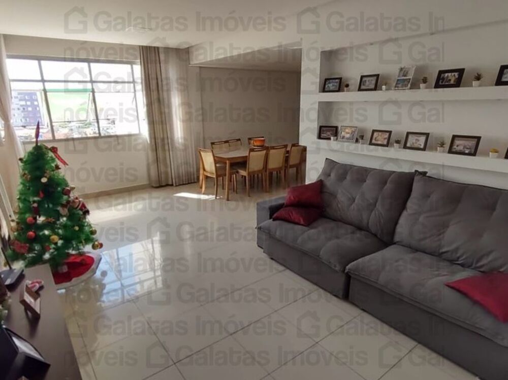 Apartamento à venda com 3 quartos, 130m² - Foto 1
