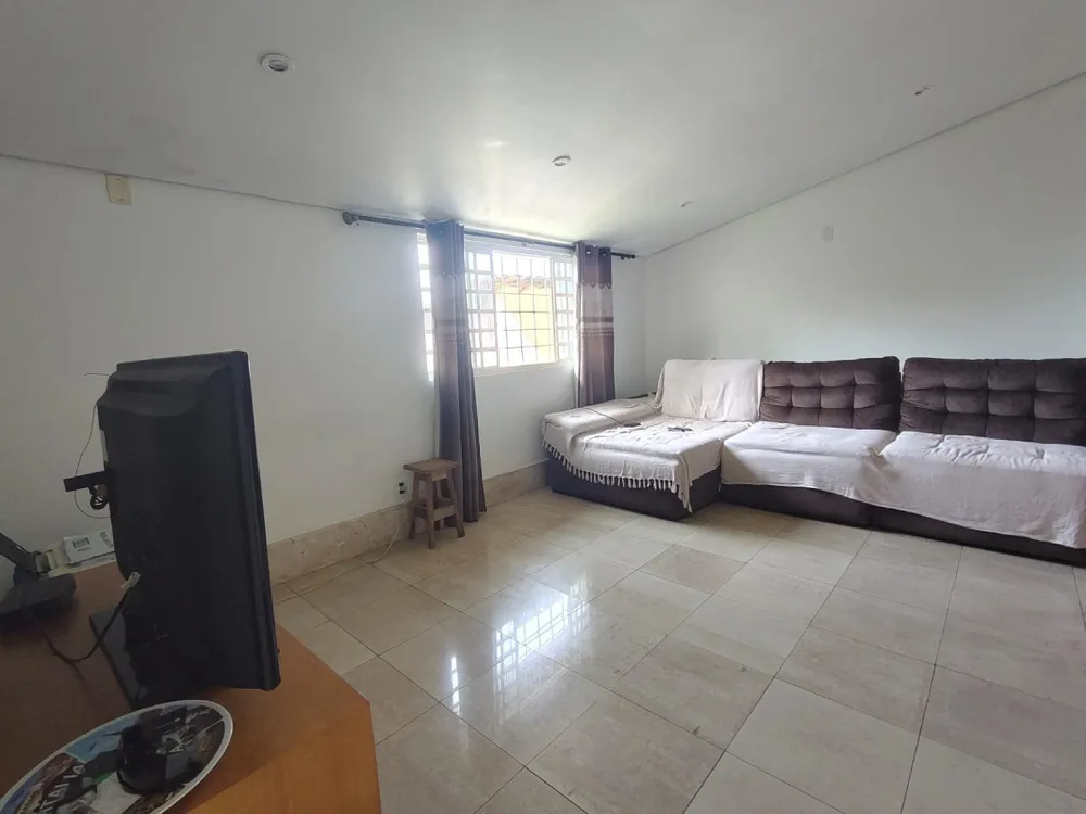 Casa, 3 quartos, 194 m² - Foto 3