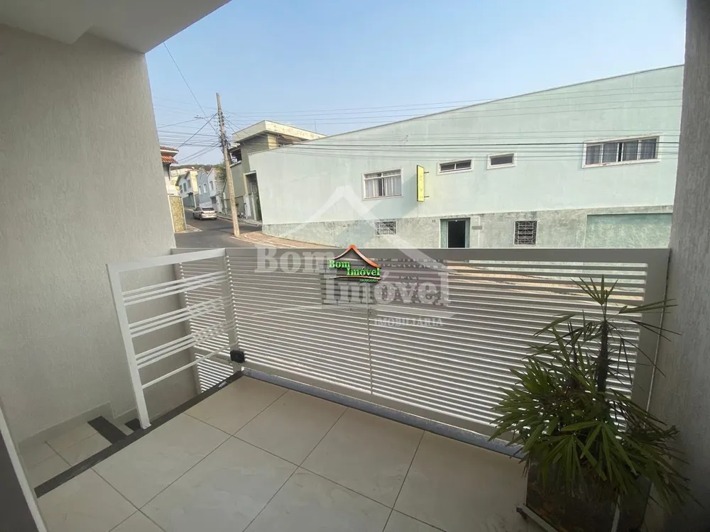 Casa, 2 quartos, 140000 m² - Foto 1