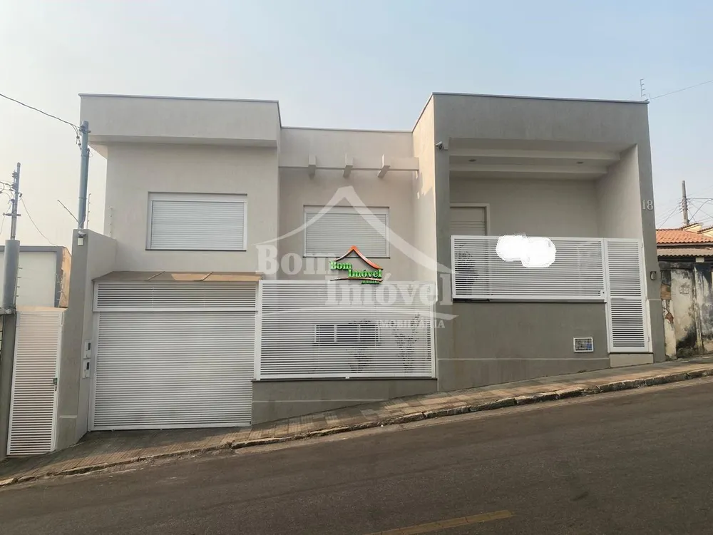 Casa, 2 quartos, 140000 m² - Foto 2