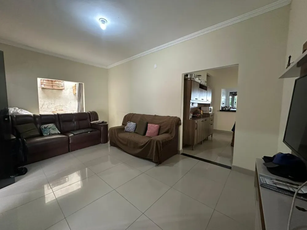Casa, 3 quartos, 200 m² - Foto 2