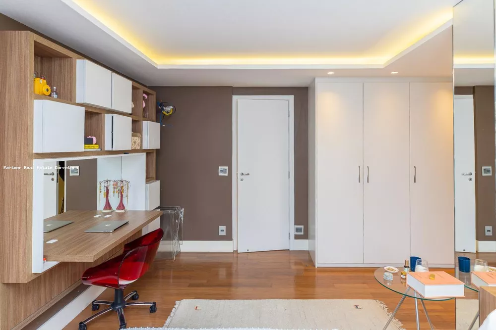 Apartamento à venda com 4 quartos, 335m² - Foto 6