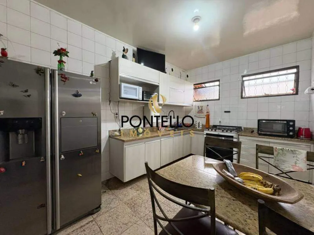Casa, 3 quartos, 268 m² - Foto 10
