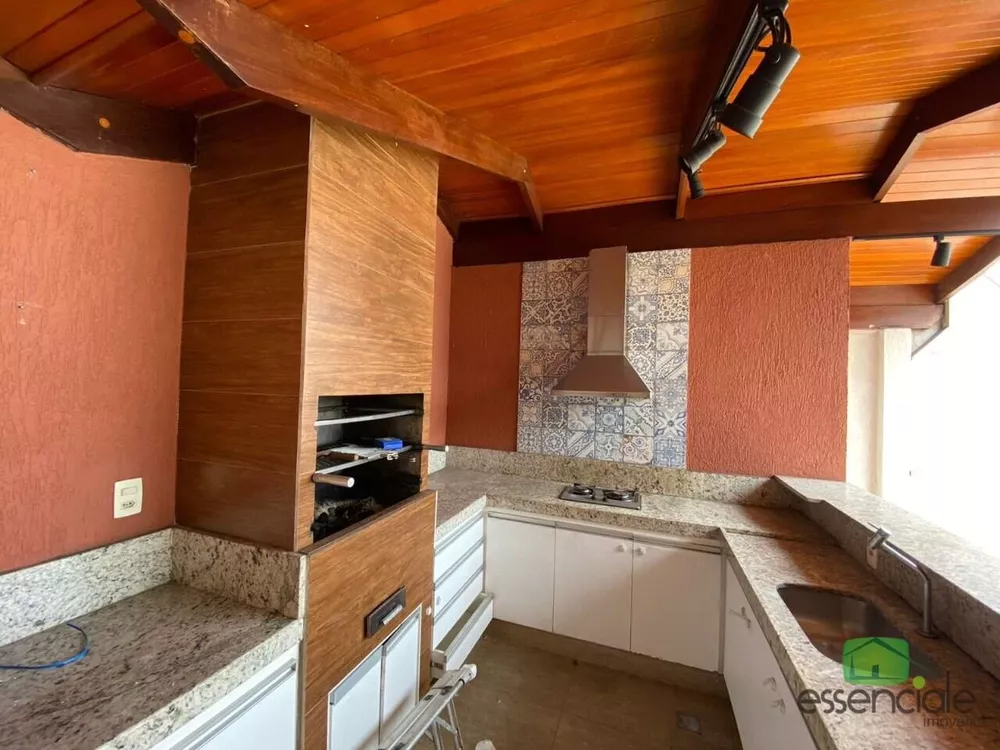 Casa à venda com 3 quartos, 360m² - Foto 14