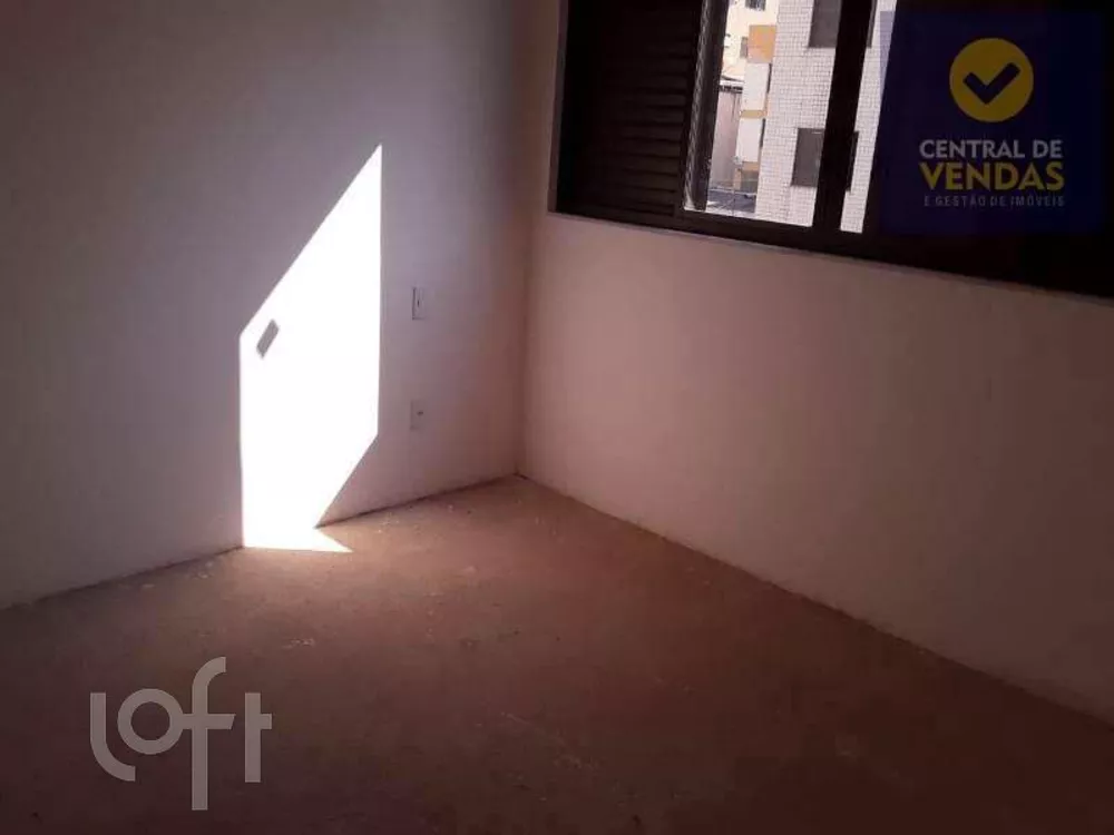 Apartamento à venda com 3 quartos, 76m² - Foto 7