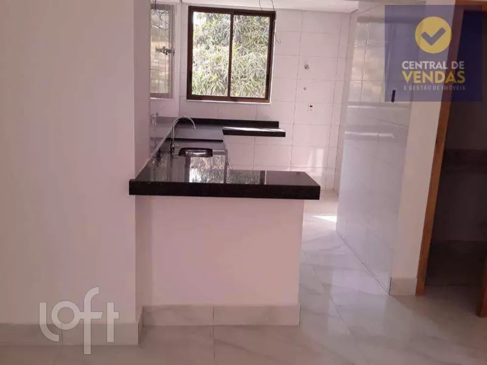 Apartamento à venda com 3 quartos, 76m² - Foto 2