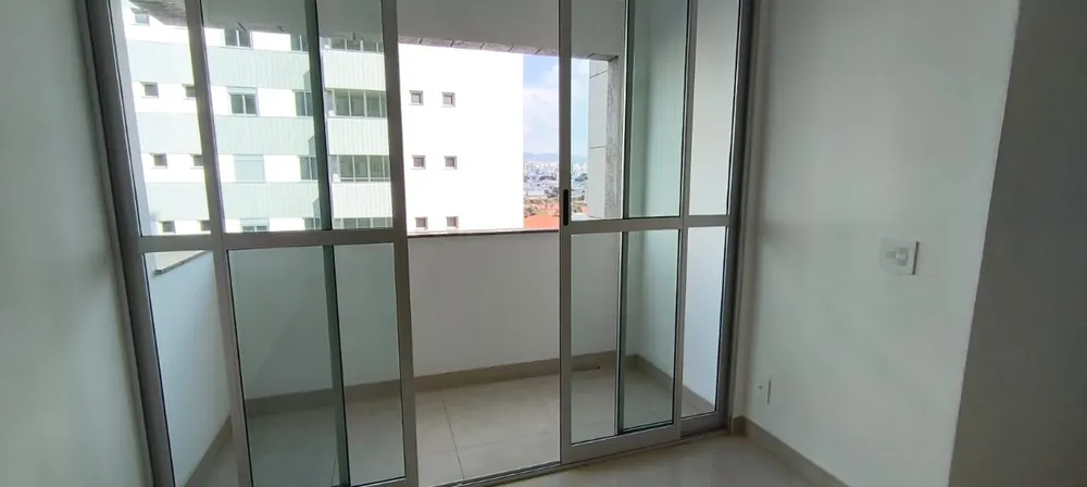 Apartamento, 3 quartos, 72 m² - Foto 2