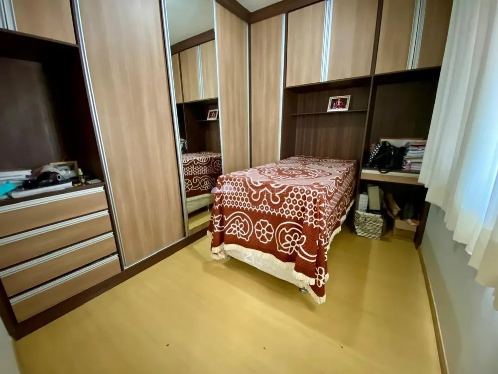 Casa, 5 quartos, 240 m² - Foto 12