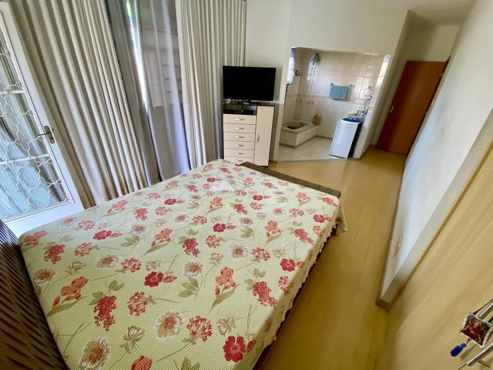 Casa, 5 quartos, 240 m² - Foto 5