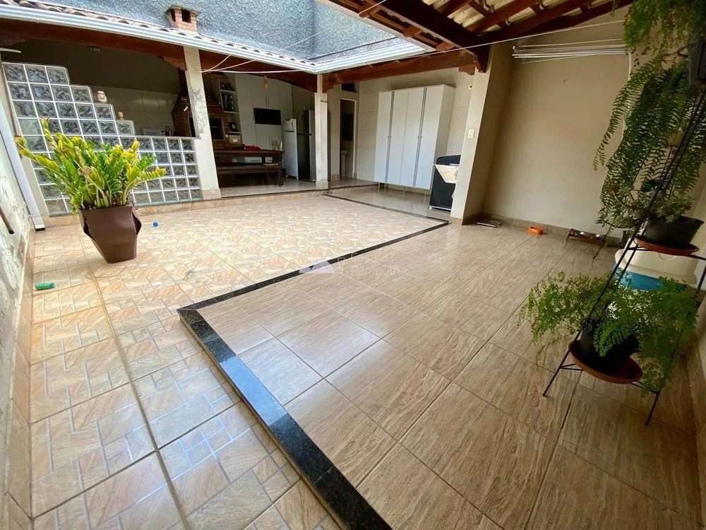 Casa, 5 quartos, 240 m² - Foto 4