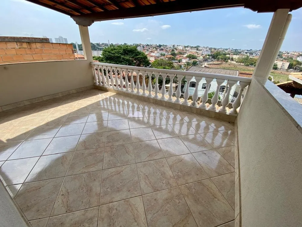 Casa, 5 quartos, 240 m² - Foto 21