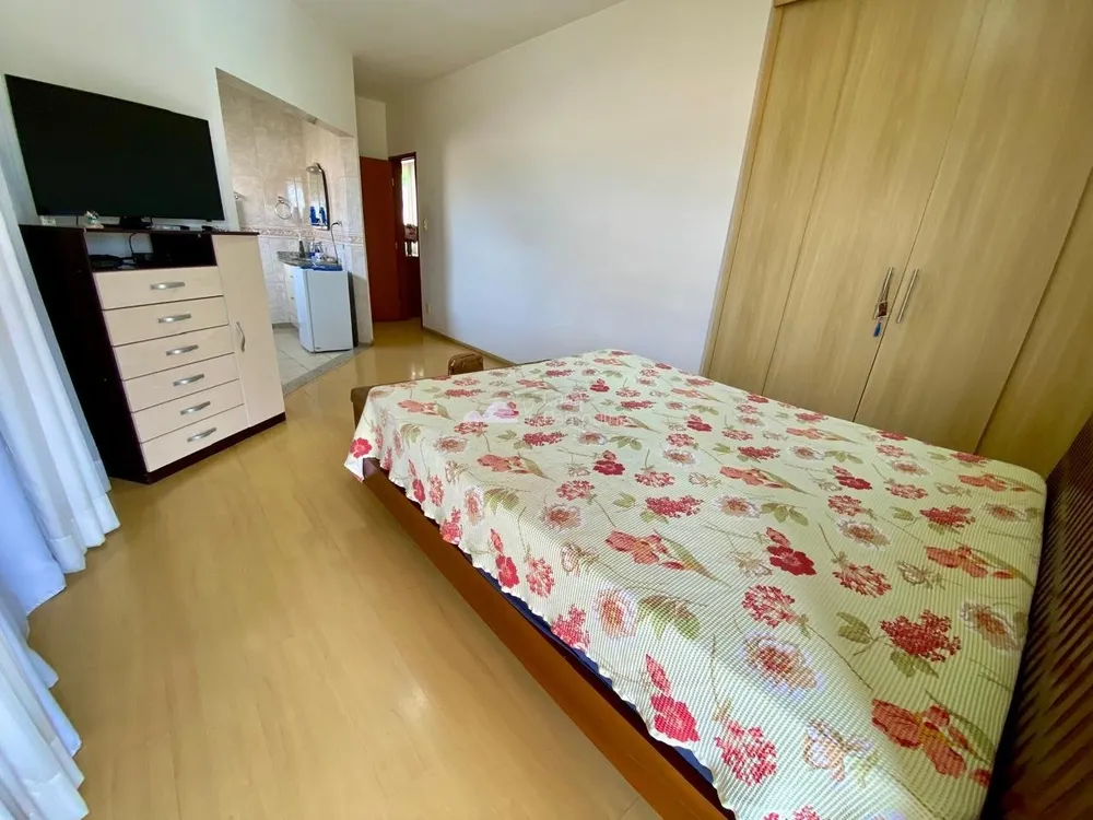 Casa, 5 quartos, 240 m² - Foto 17