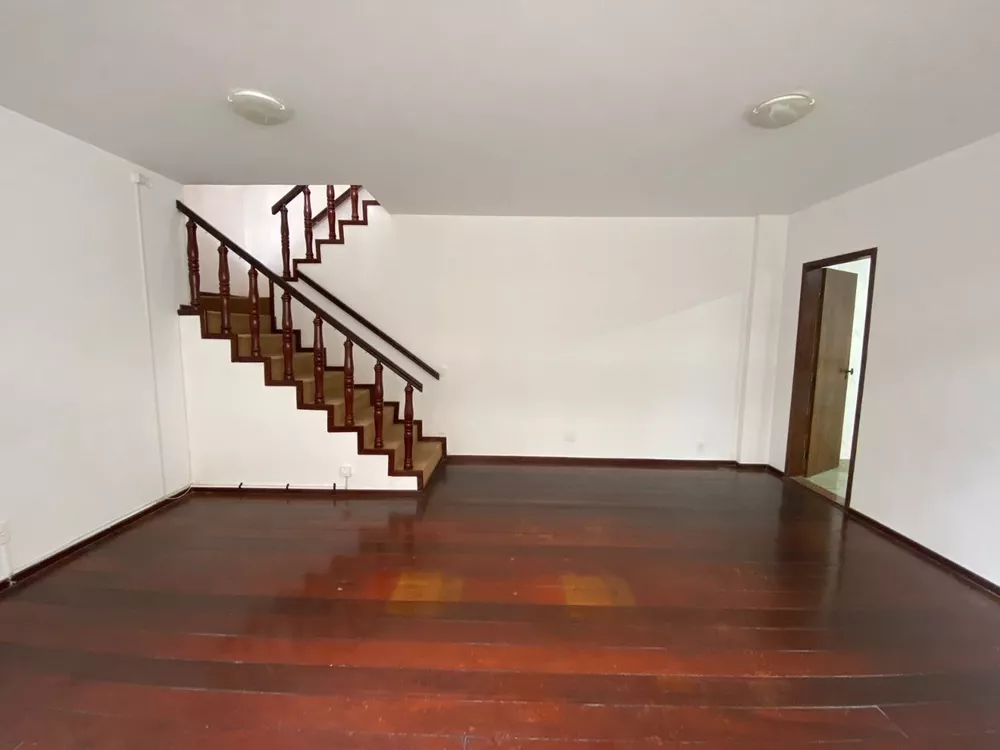 Apartamento à venda com 4 quartos, 231m² - Foto 15