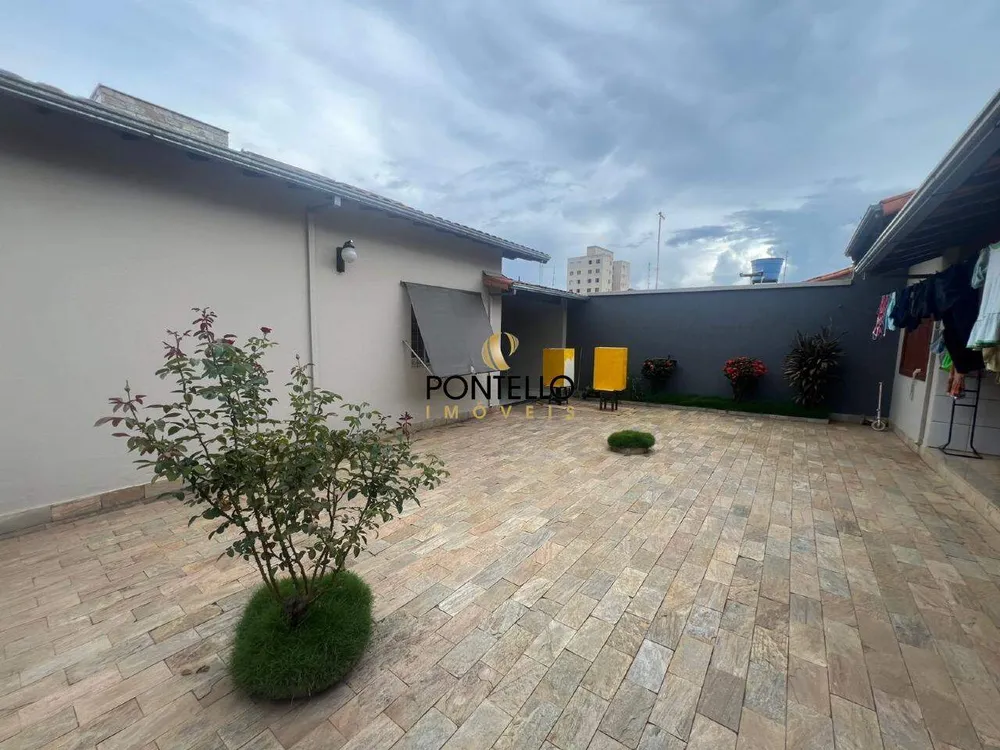 Casa, 4 quartos, 205 m² - Foto 13
