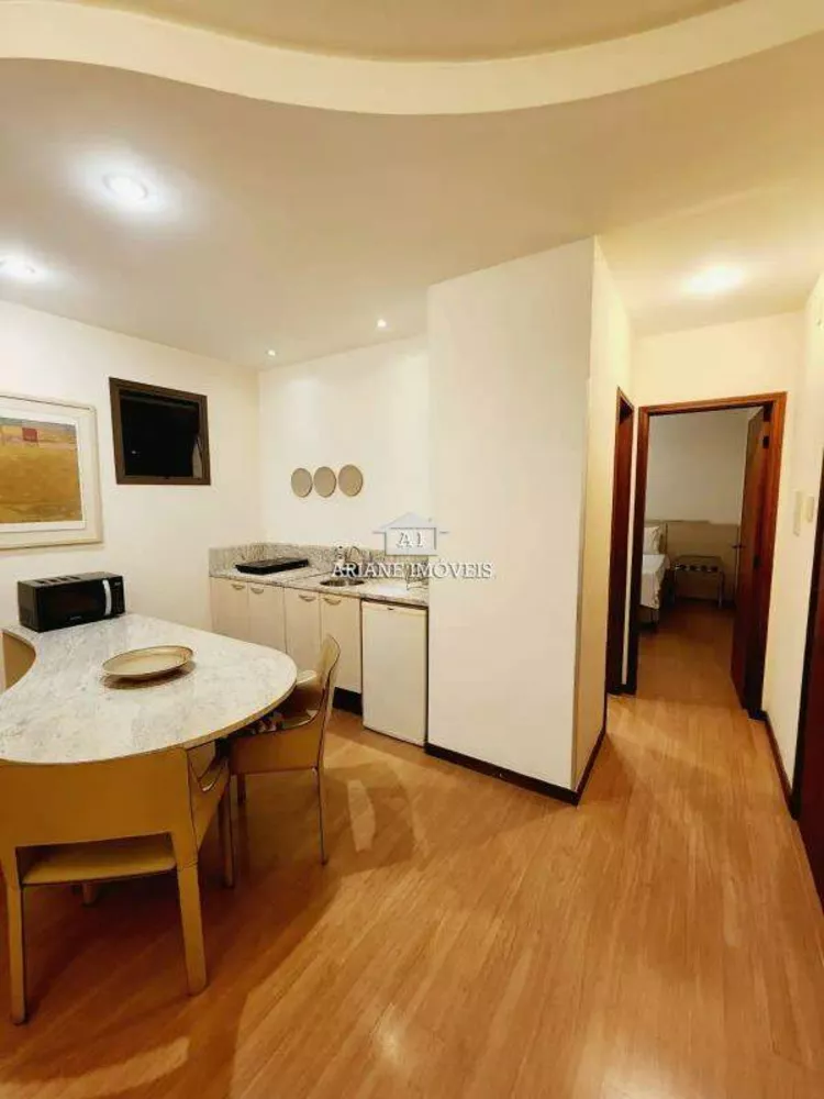 Apartamento à venda com 1 quarto, 45m² - Foto 19