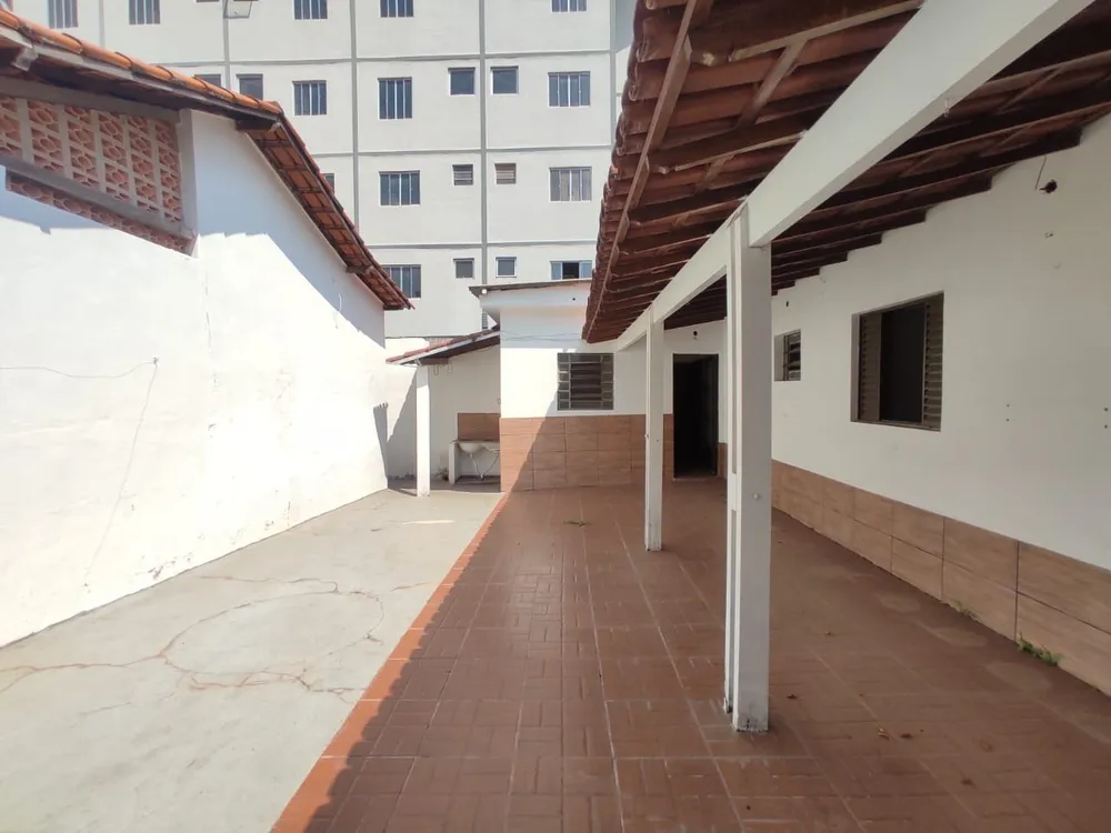 Casa, 6 quartos, 286 m² - Foto 7