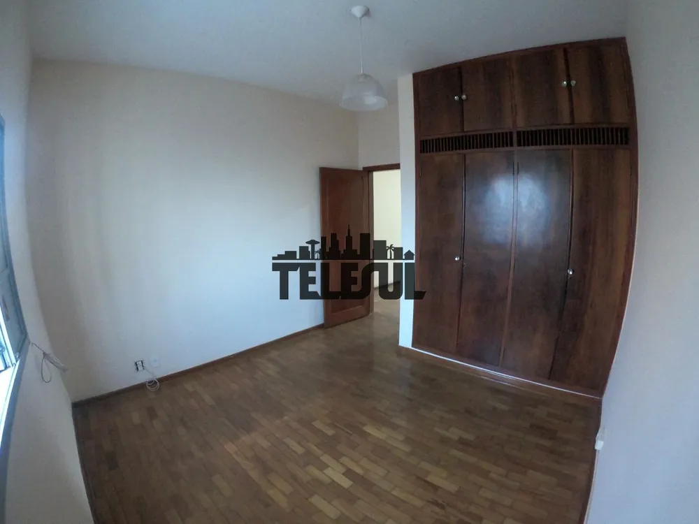 Casa, 3 quartos, 300 m² - Foto 1