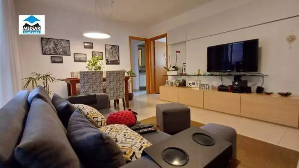 Apartamento à venda com 3 quartos, 80m² - Foto 1