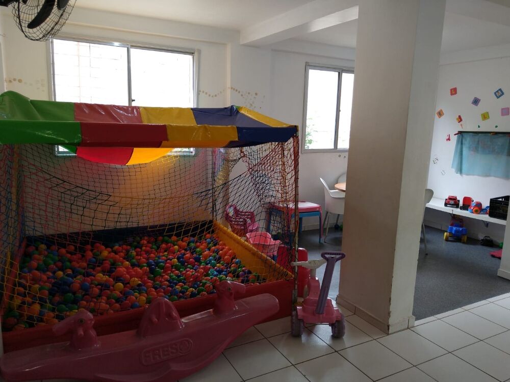 Apartamento à venda com 2 quartos, 58m² - Foto 2