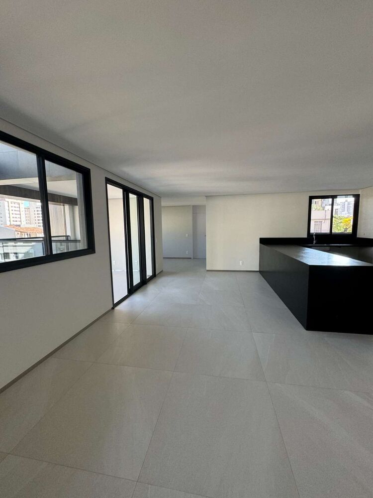 Apartamento à venda com 1 quarto, 40m² - Foto 1