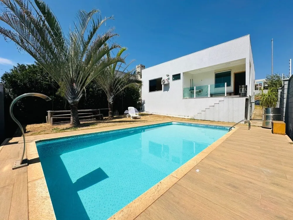 Casa, 3 quartos, 405 m² - Foto 1