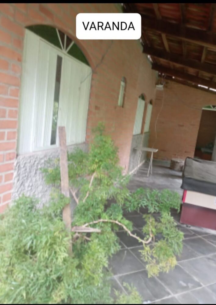 Chácara à venda com 3 quartos, 100m² - Foto 2