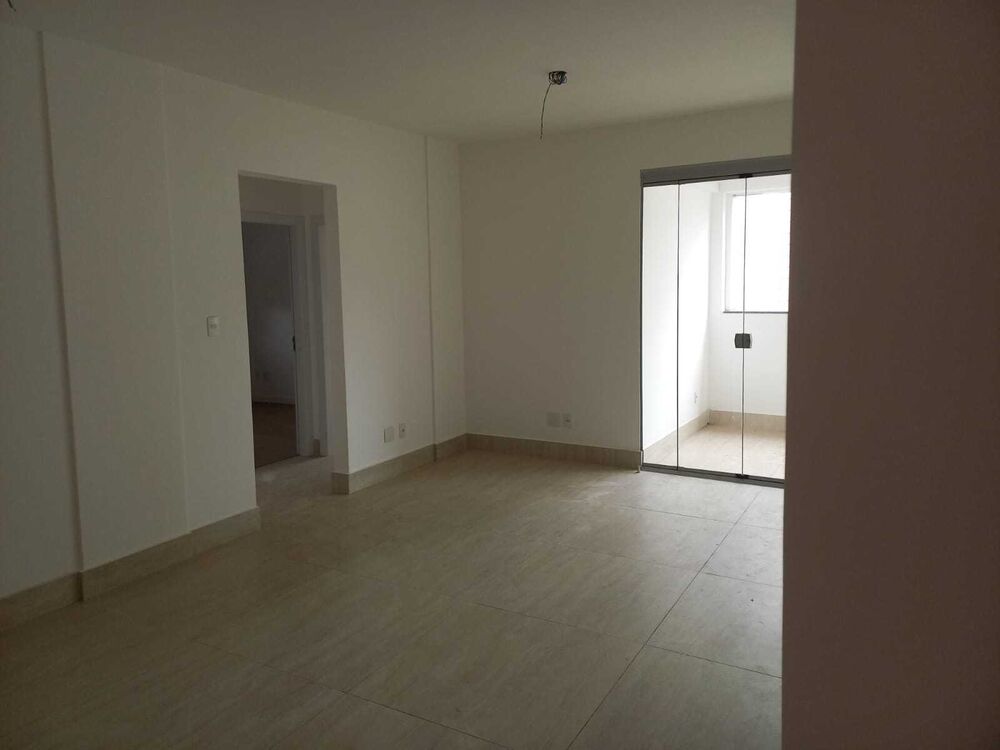 Apartamento à venda com 3 quartos, 120m² - Foto 1