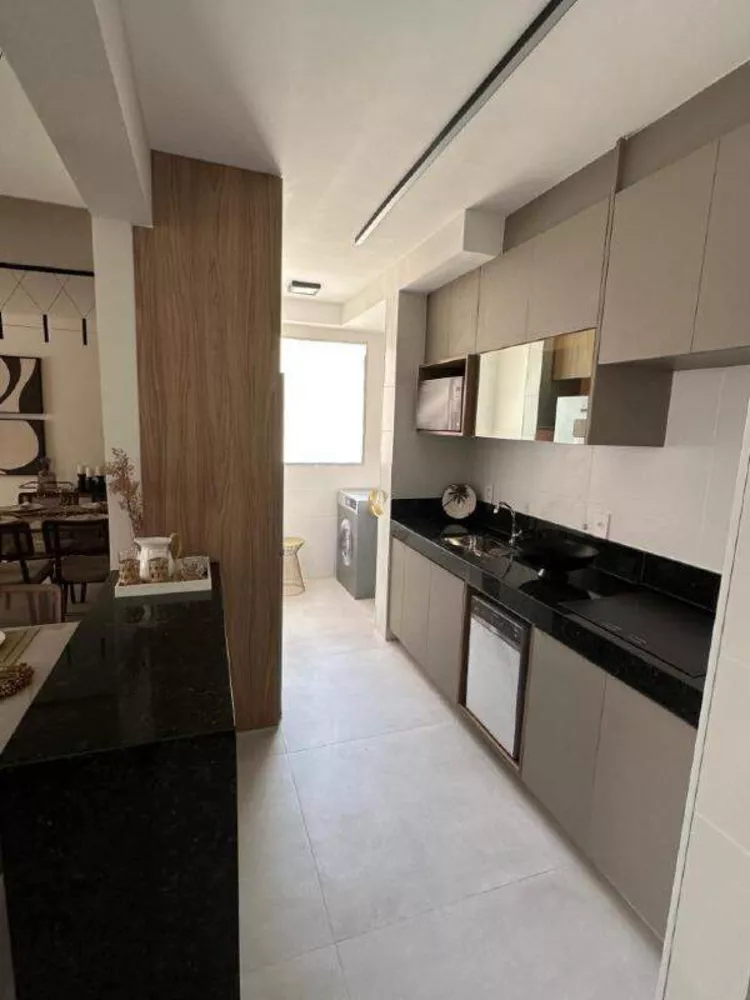 Apartamento à venda com 2 quartos, 63m² - Foto 4