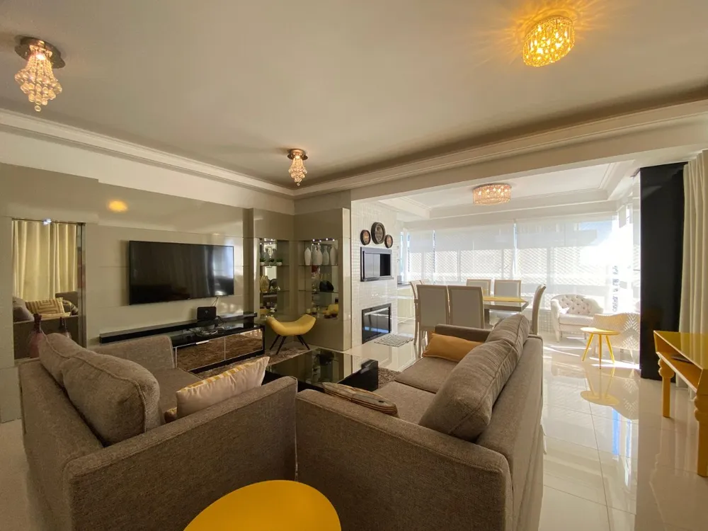 Apartamento, 3 quartos, 155 m² - Foto 1