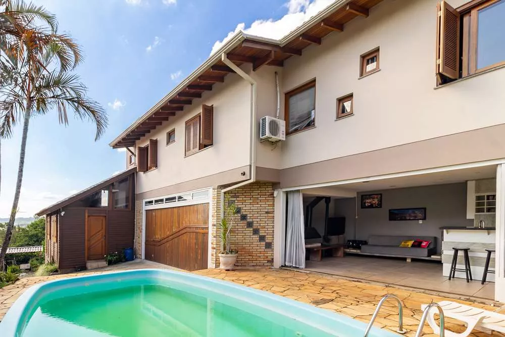 Casa à venda com 4 quartos, 244m² - Foto 5