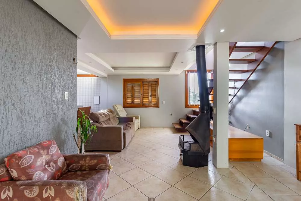 Casa à venda com 4 quartos, 244m² - Foto 7