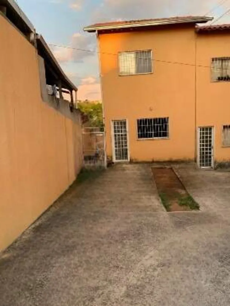 Casa, 2 quartos, 56 m² - Foto 1