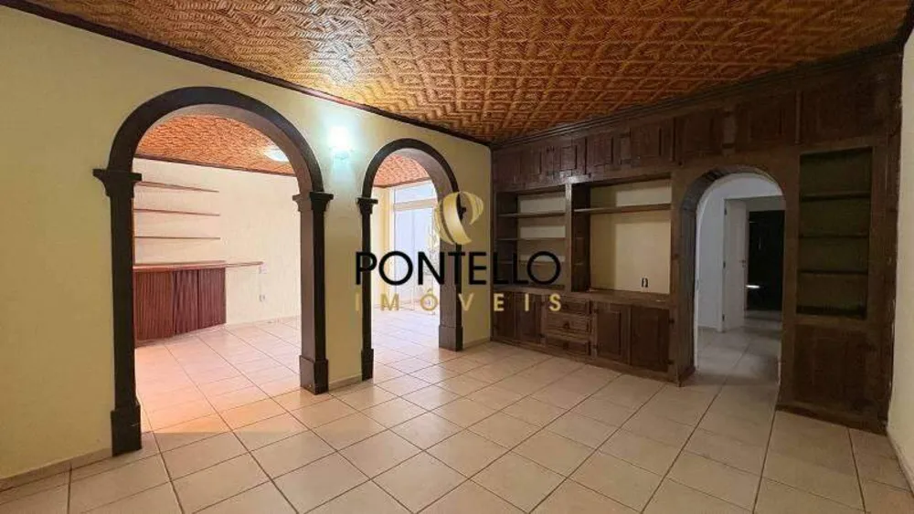 Casa, 4 quartos, 304 m² - Foto 4