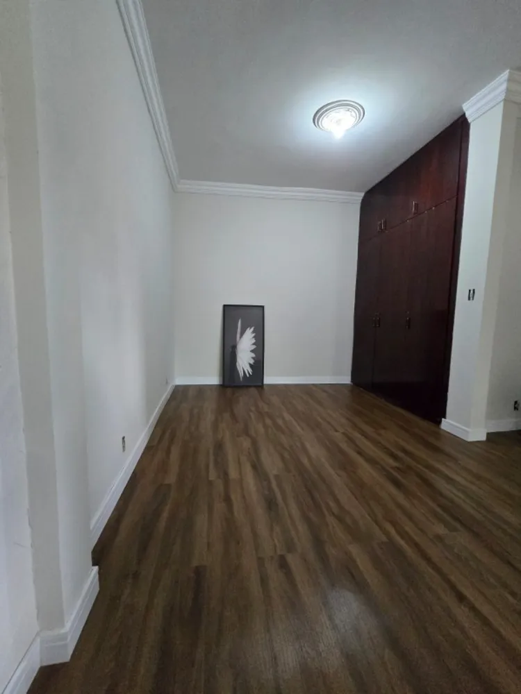 Casa, 3 quartos, 280 m² - Foto 8