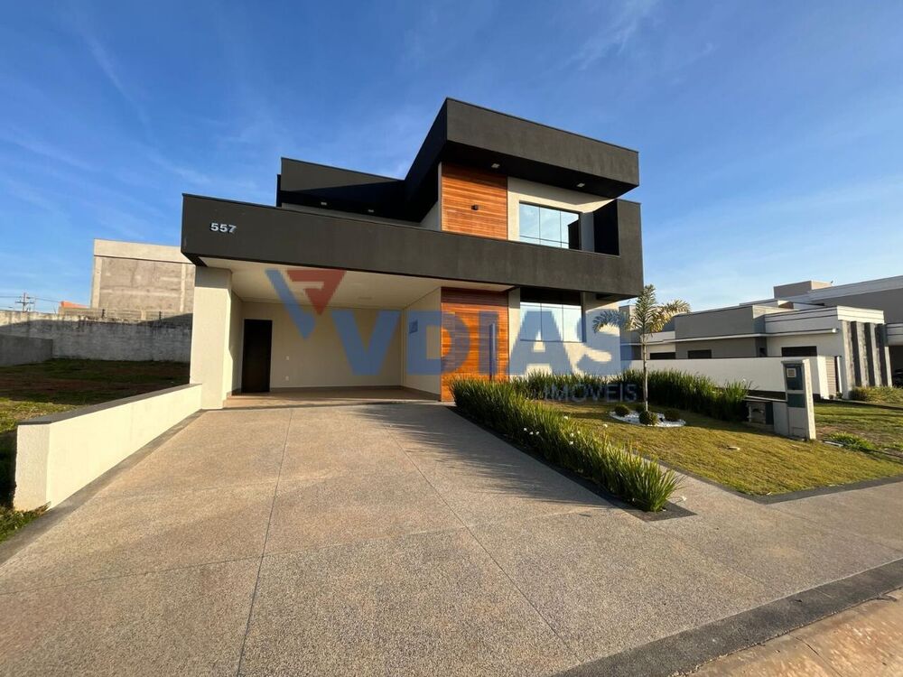 Casa de Condomínio à venda com 3 quartos, 300m² - Foto 1